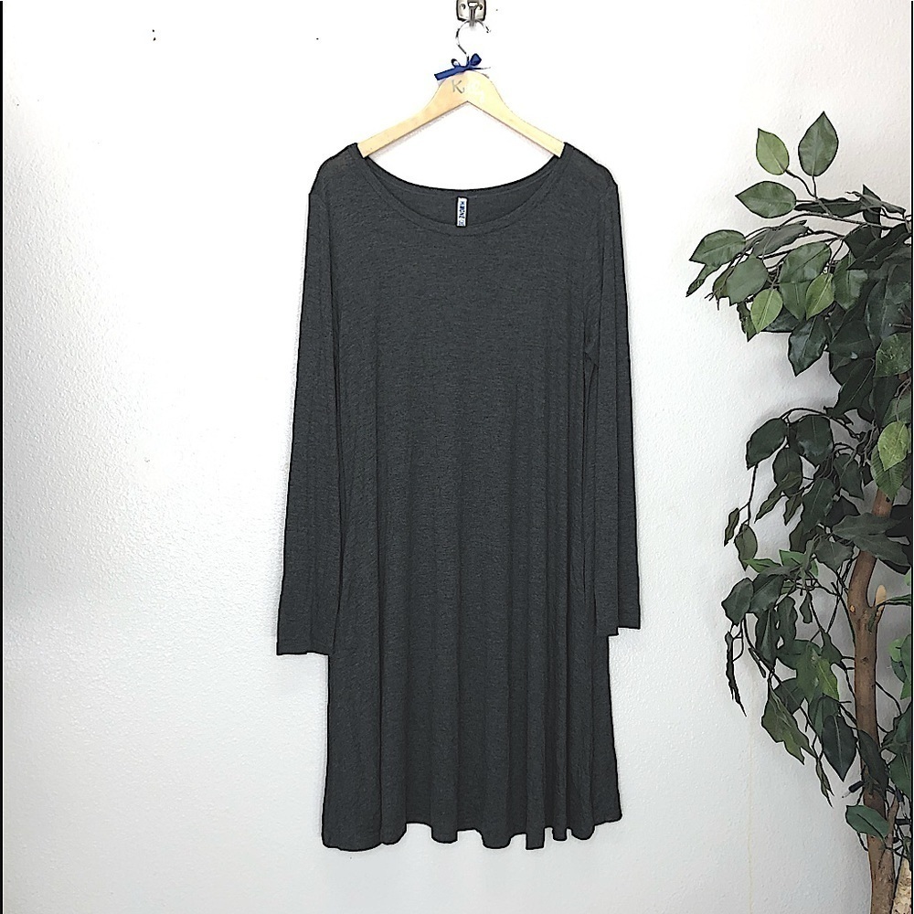 NWT PLUS HiMONE Grey Dress